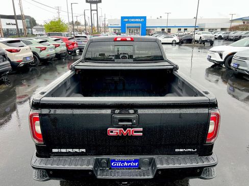 Used 2017 GMC Sierra 1500 Denali w/ Denali Ultimate Package AWD/4WD image 24
