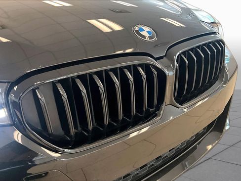 Used 2023 BMW 540i w/ M Sport Package RWD image 27