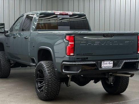 Used 2026 Chevrolet Silverado 2500 LT w/ Trail Boss Package image 3