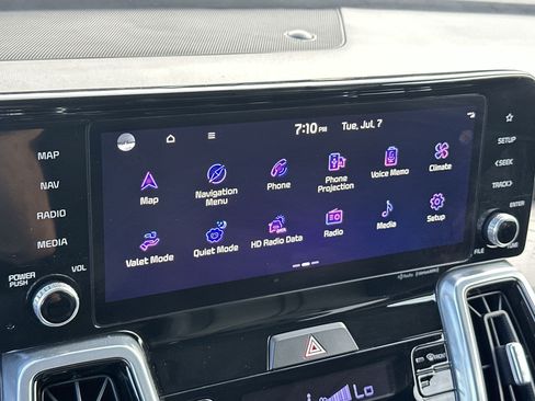 Certified 2023 Kia Sorento SX FWD image 12