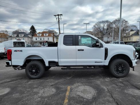 New 2026 Ford F250 4x4 SuperCab Super Duty image 6