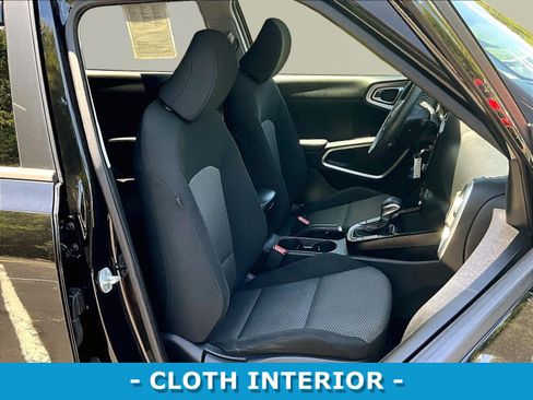 Used 2020 Kia Soul LX FWD image 28