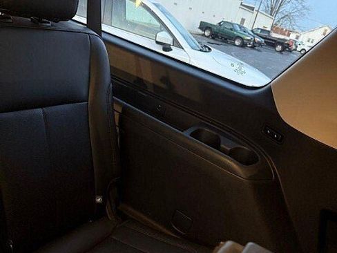 Used 2024 Ford Expedition Max XLT AWD/4WD image 22