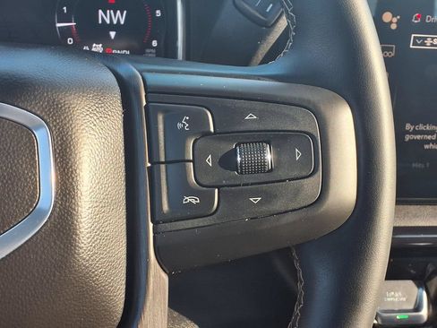 Used 2024 GMC Sierra 2500 AT4 w/ AT4 Premium Plus Package AWD/4WD image 15