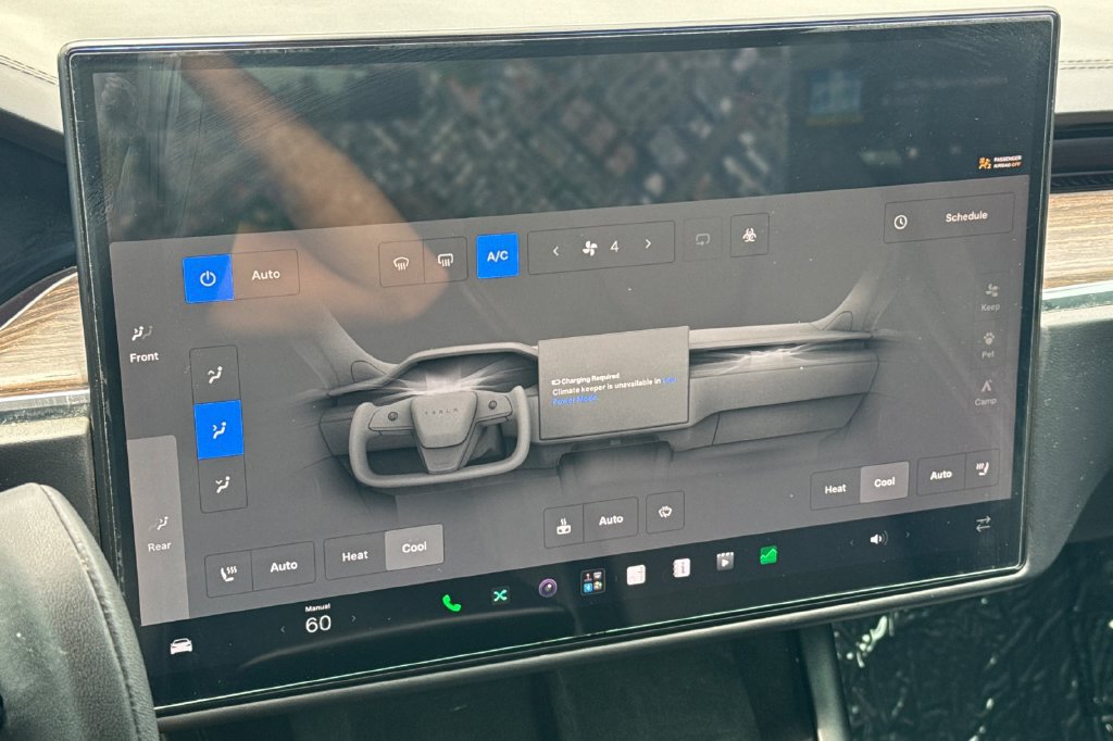 Used 2022 Tesla Model S AWD/4WD image 19