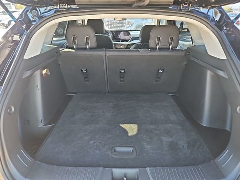 Used 2025 Chevrolet Trax LS image 22