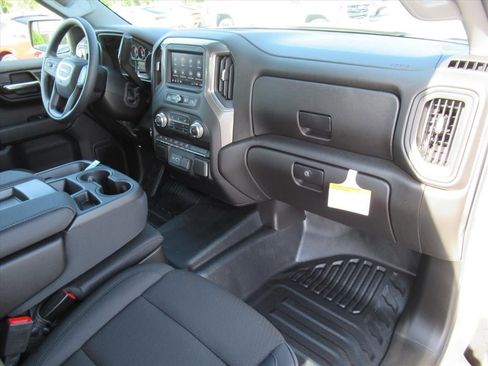 New 2026 GMC Sierra 1500 Pro w/ Pro Value Package image 11