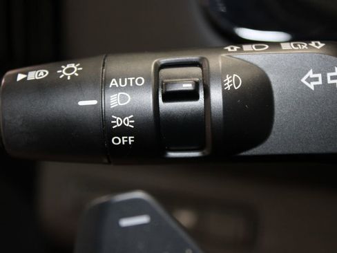 Used 2024 Nissan Pathfinder SL AWD/4WD image 48