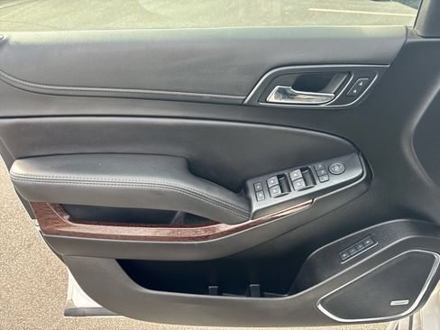 Used 2019 GMC Yukon XL SLT image 24