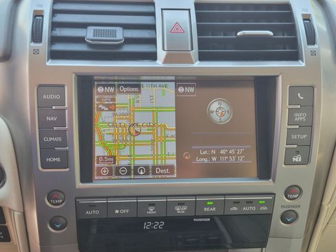 Used 2019 Lexus GX 460 Premium w/ Premium Package AWD/4WD image 22