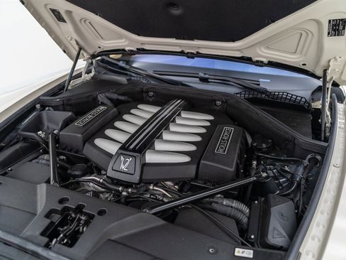 Used 2013 Rolls-Royce Ghost image 71