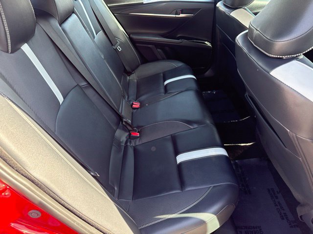 Used 2025 Toyota Camry SE FWD image 28