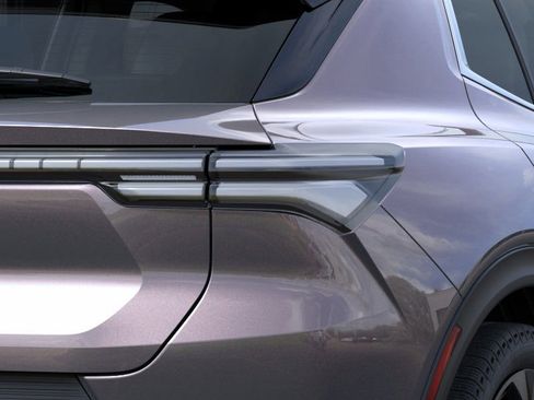 New 2026 Chevrolet Equinox EV LT image 11