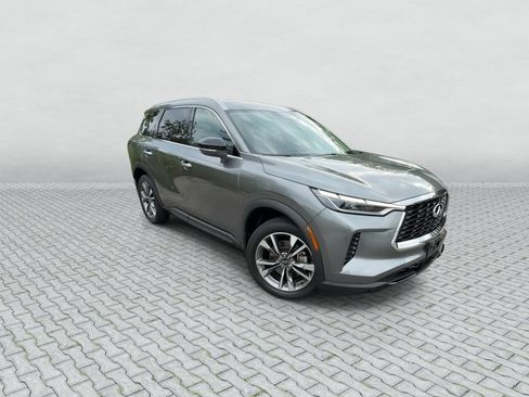 Certified 2023 INFINITI QX60 Luxe w/ Performance Audio Package AWD/4WD image 2