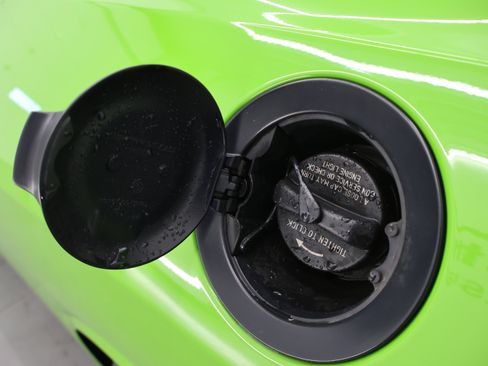 Used 2017 Dodge Challenger SRT Hellcat RWD image 33
