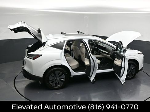 Certified 2025 Nissan Murano SL AWD/4WD image 32