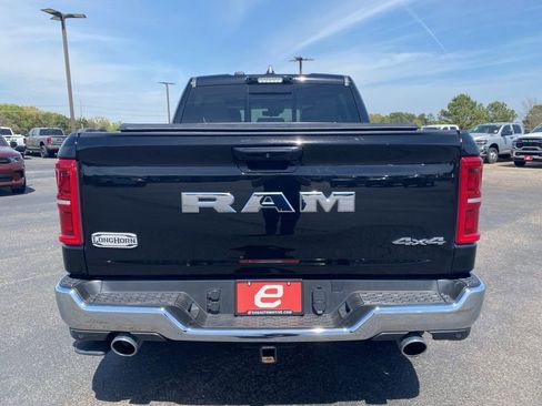 Used 2025 RAM 1500 Limited image 6
