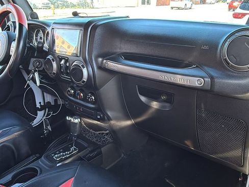 Used 2013 Jeep Wrangler Unlimited Sport image 40