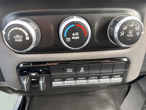 Used 2022 RAM 3500 Tradesman image 22