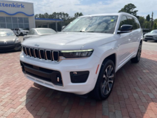 Used 2021 Jeep Grand Cherokee L Overland w/ Luxury Tech Group IV AWD/4WD image 1