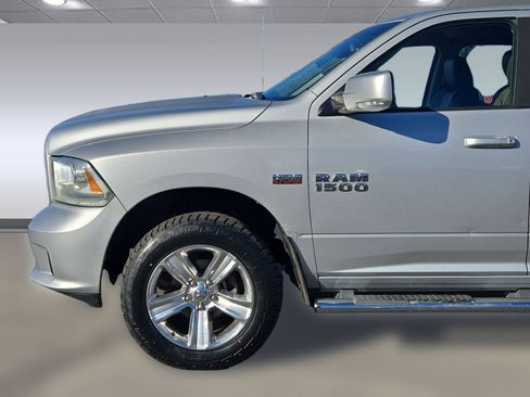 Used 2015 RAM 1500 Sport image 17