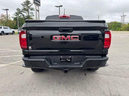 Certified 2023 GMC Canyon Denali w/ Denali Black Edition AWD/4WD image 5
