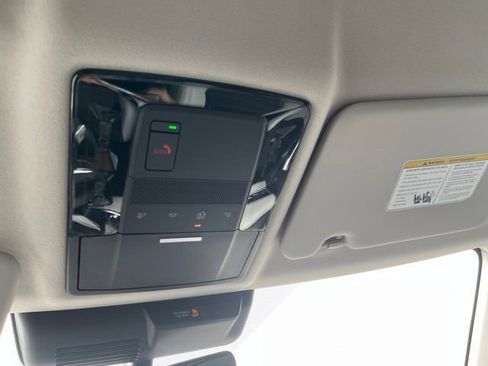New 2026 Mitsubishi Outlander SE FWD image 29