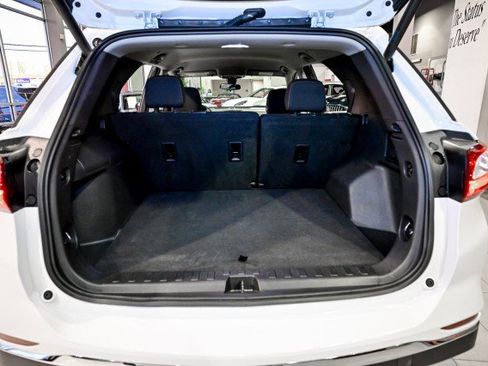 Used 2021 Chevrolet Equinox LT image 20