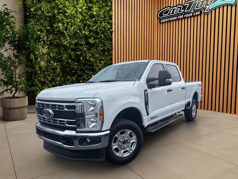 Used 2025 Ford F250 XLT AWD/4WD image 14
