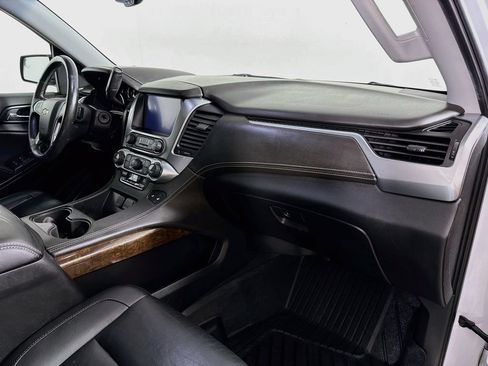 Used 2019 Chevrolet Tahoe LT AWD/4WD image 29