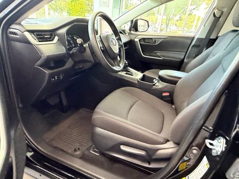 Used 2025 Toyota RAV4 LE FWD image 11