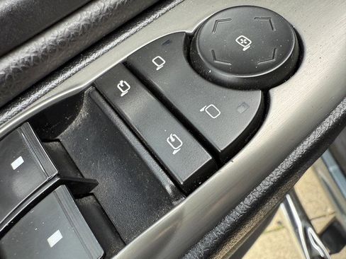 Used 2012 Chevrolet Silverado 1500 LTZ w/ LTZ Plus Package image 17