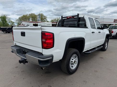 Used 2015 Chevrolet Silverado 2500 W/T RWD image 5