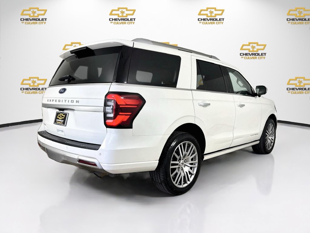 Used 2023 Ford Expedition Platinum AWD/4WD image 8