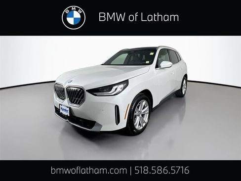 Used 2025 BMW X3 xDrive30i w/ Premium Package AWD/4WD image 1