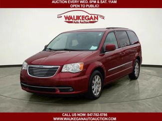 Used 2014 Chrysler Town & Country Touring video 1