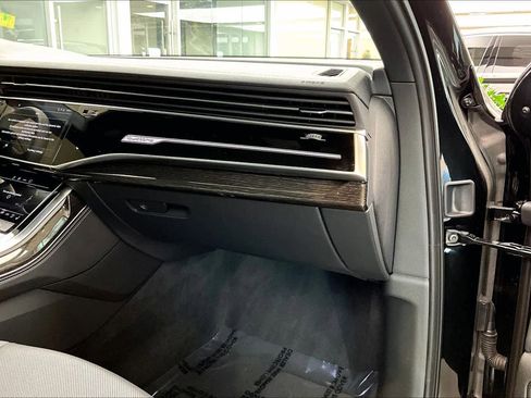 Certified 2025 Audi Q7 3.0T Premium Plus w/ Premium Plus Package image 17
