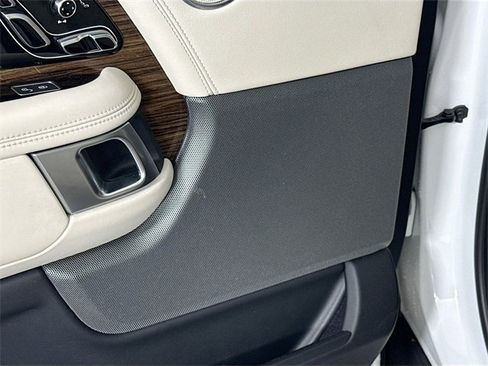 Used 2019 Land Rover Range Rover Long Wheelbase Supercharged image 21