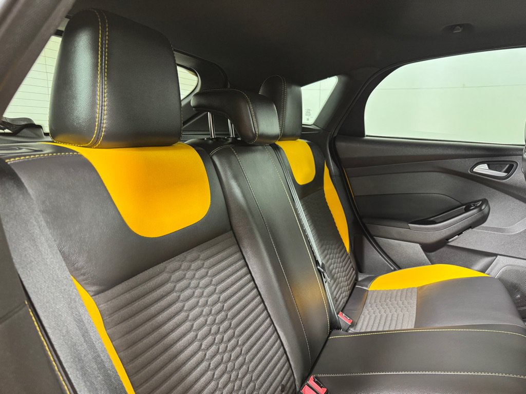 Used 2013 Ford Focus ST FWD image 26