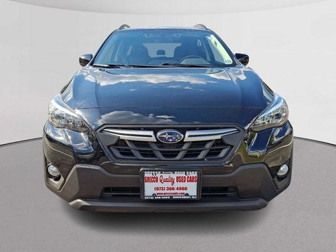 Used 2023 Subaru Crosstrek 2.0i Premium image 3