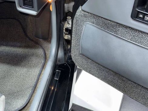 Used 1988 Pontiac Fiero GT image 59