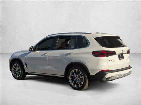 New 2026 BMW X5 xDrive50e w/ Climate Comfort Package image 9