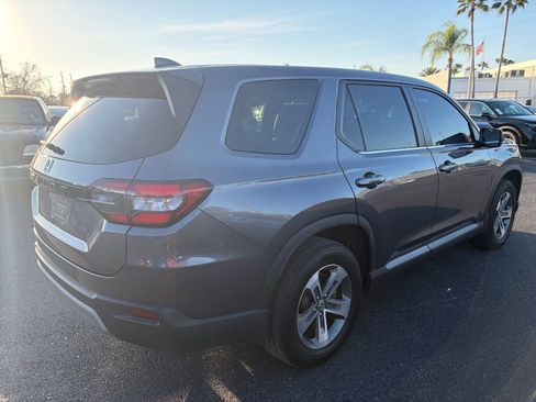 Used 2025 Honda Pilot EX-L image 7