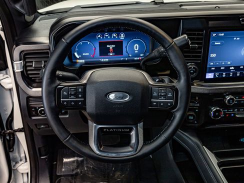 Used 2026 Ford F450 Platinum w/ FX4 Off-Road Package image 16