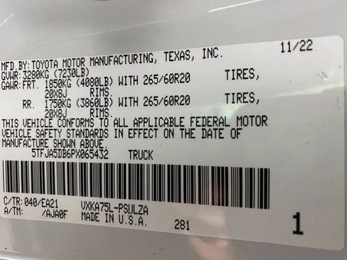 Used 2023 Toyota Tundra Limited image 24