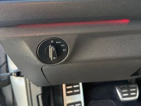 Used 2019 Volkswagen Jetta GLI Autobahn FWD image 13