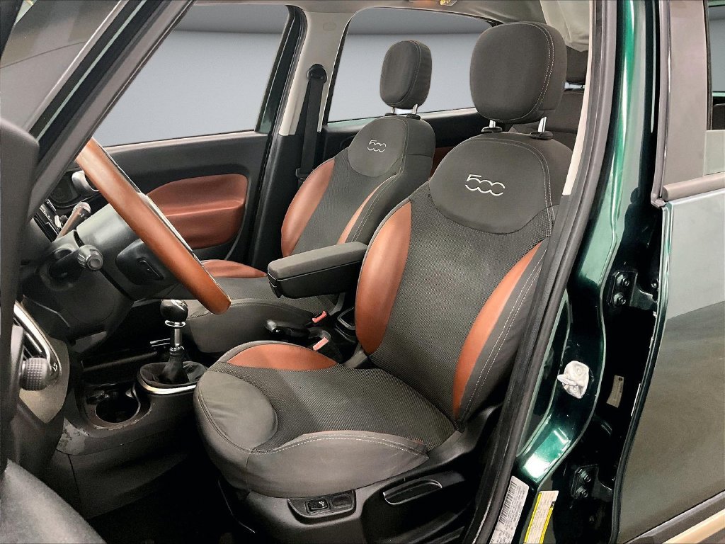 Used 2014 FIAT 500L Trekking w/ Popular Equipment Group FWD image 20