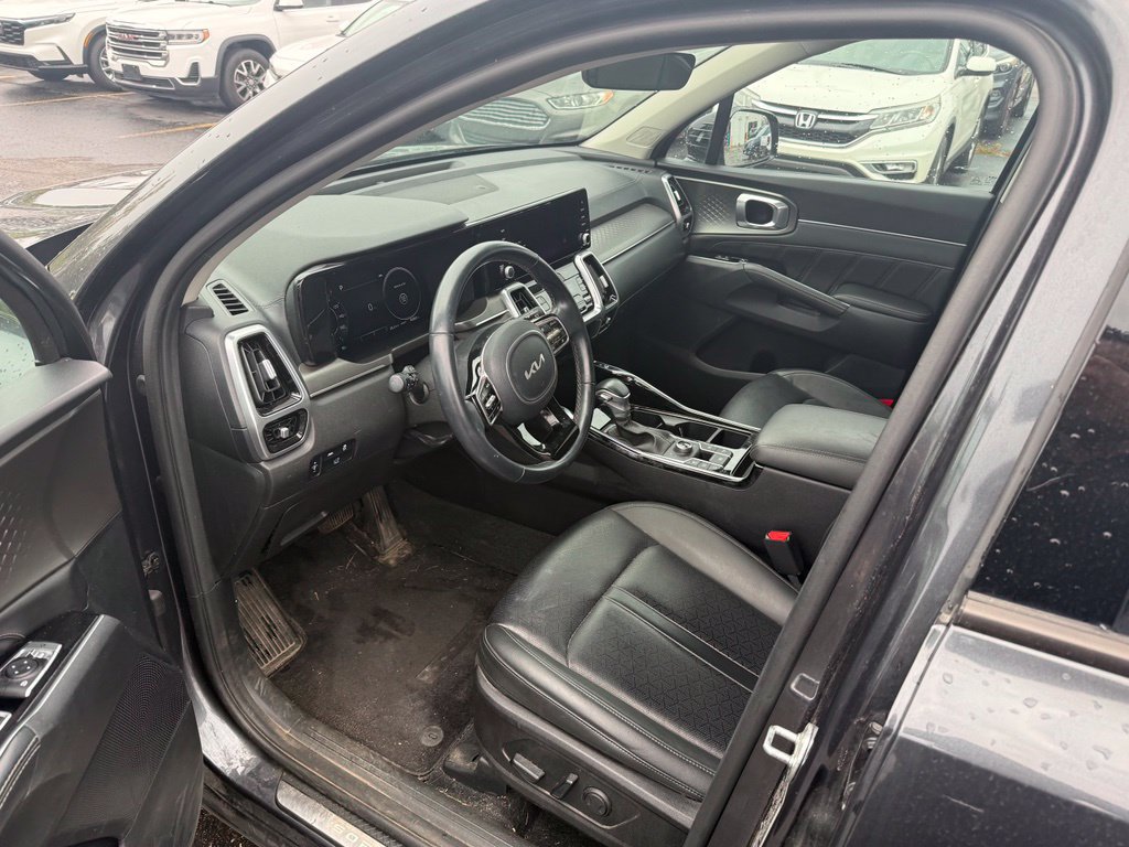 Used 2023 Kia Sorento SX AWD/4WD image 7