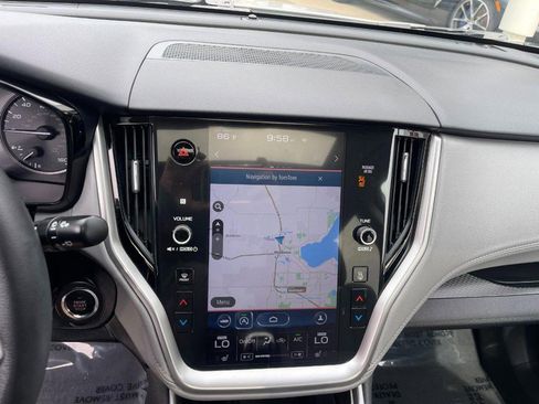 Used 2021 Subaru Outback Premium image 33