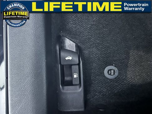 Used 2024 Toyota Corolla LE image 20